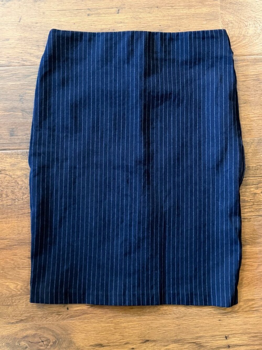 Zara Basic Pinstripe Pencil Skirt Navy Blue Sz Small